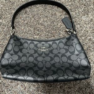 Coach shoulder bag or crossbody